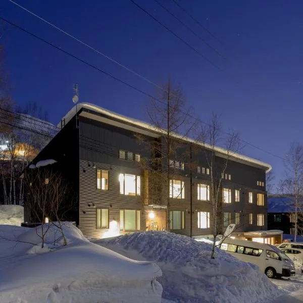 SnowDog Village, hotel em Niseko