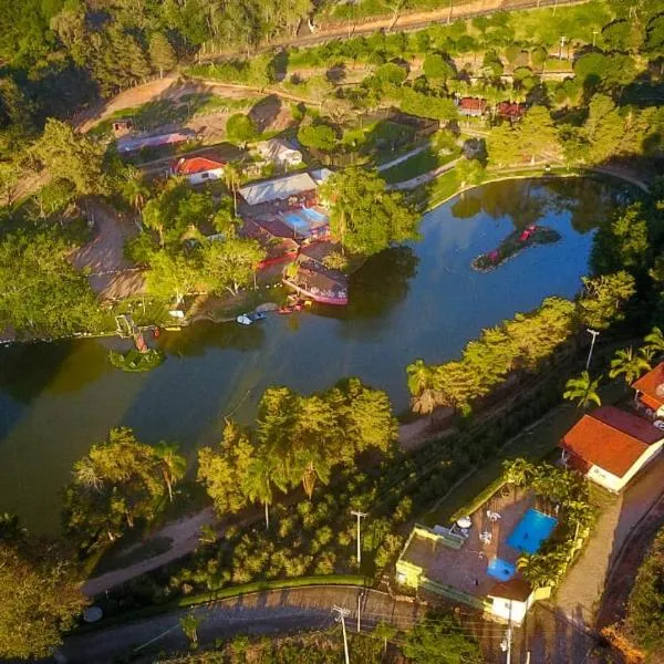 Parque Pousada Macaquinho Turismo, hotel u gradu Sera Negra