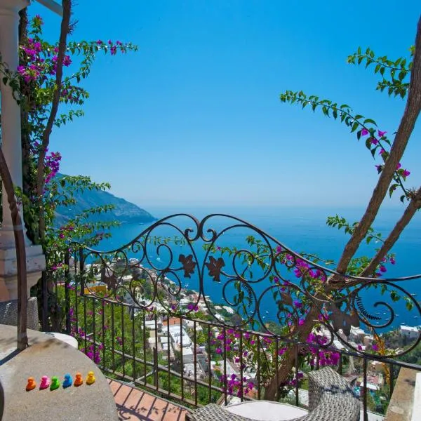 Villa Ambra Positano โรงแรมในโปซิตาโน