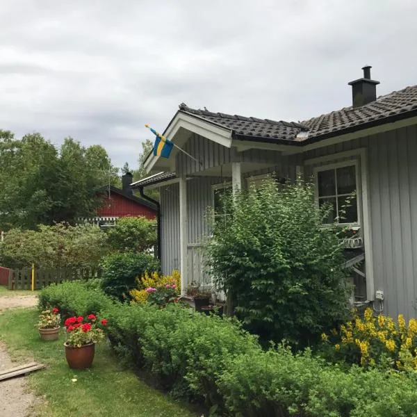 Sandbergen - strandnära fritidshus, hotel din Mörbylånga