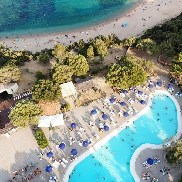 Club Esse Palmasera, hotell i Cala Gonone