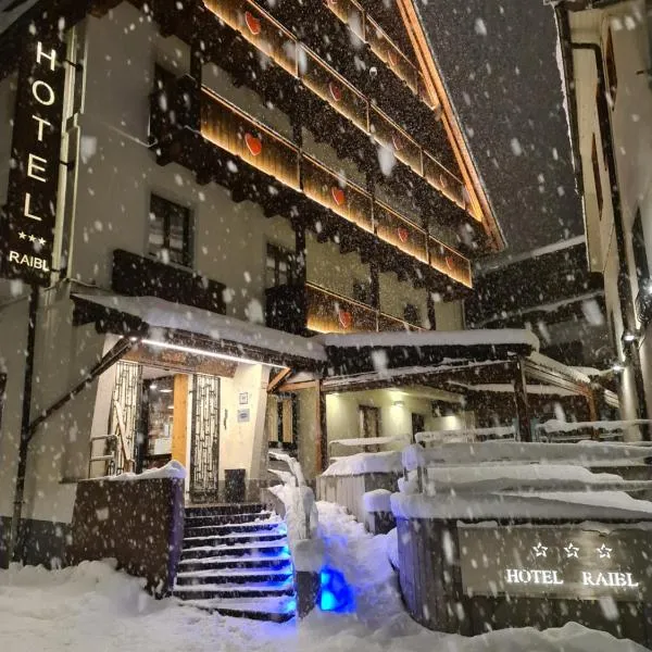 Hotel Raibl e Appartamenti, hotelli kohteessa Tarvisio