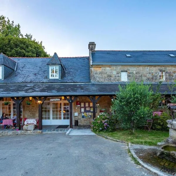 Auberge De Kerveoc'h, hotelli kohteessa Douarnenez