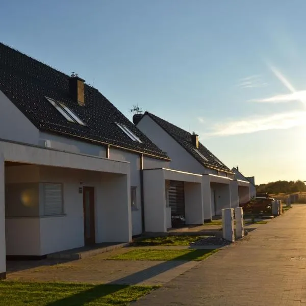 Familienferienhaus Lilja - polnische Ostsee, hotel sa Trzęsacz