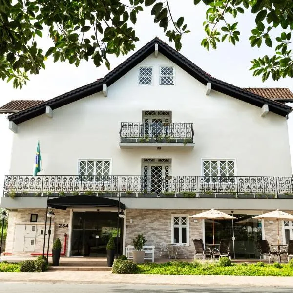 Bristol Sabrina Hotel de Charme Joinville, khách sạn ở Joinville