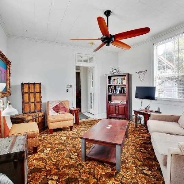 Bywater Home, Parking and Pet Friendly Retreat, hotel v mestu New Orleans