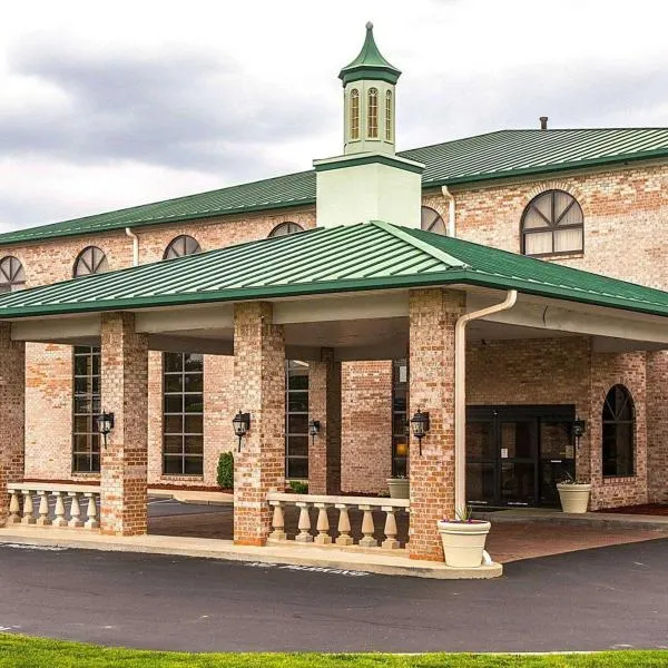 Quality Inn & Suites Cincinnati I-275, viešbutis mieste Sinsinatis