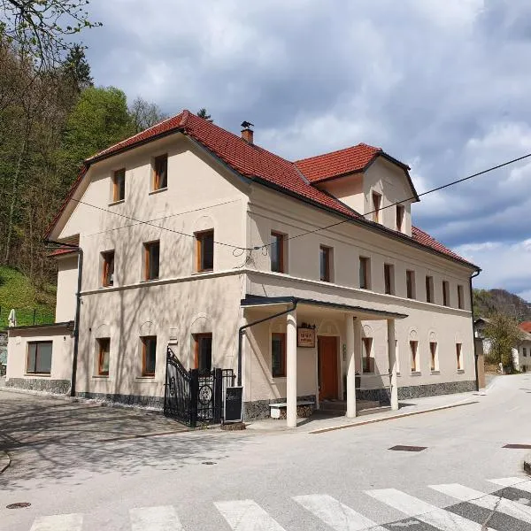 Rooms Kozmus, hotell i Podčetrtek