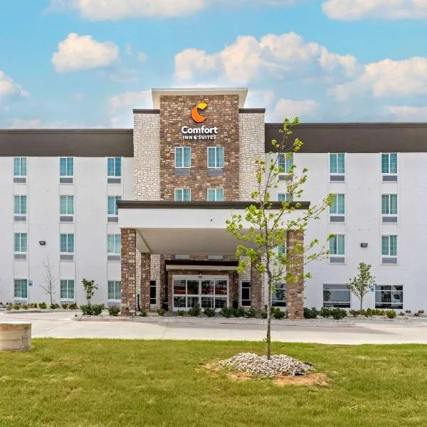 Comfort Inn & Suites Euless DFW West, hotel sa Euless