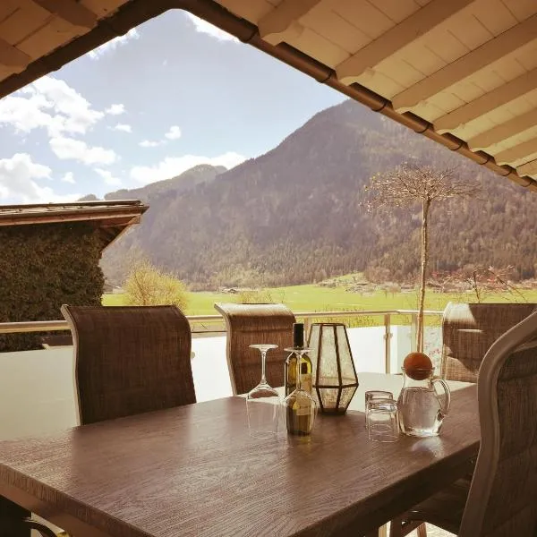 Ferienwohnungen Strass im Zillertal, hotel v destinaci Maurach