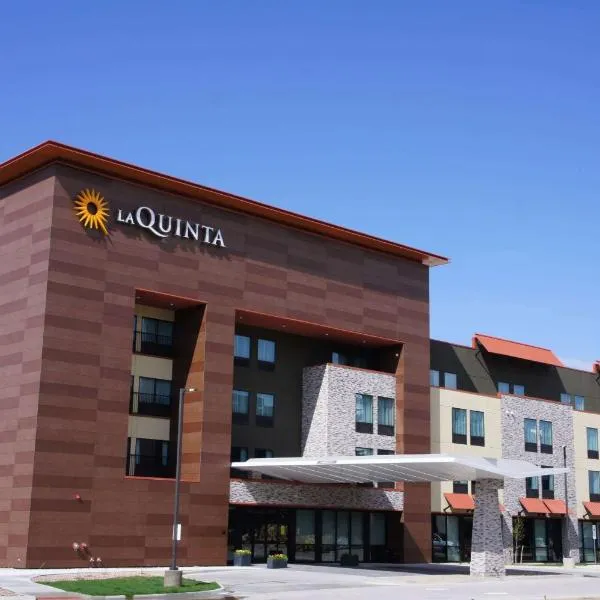 La Quinta Inn & Suites by Wyndham Littleton-Red Rocks, hotel di Golden