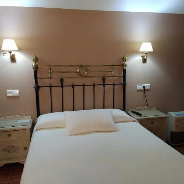 Apartahotel Montecaoru, ξενοδοχείο Arenas de Cabrales