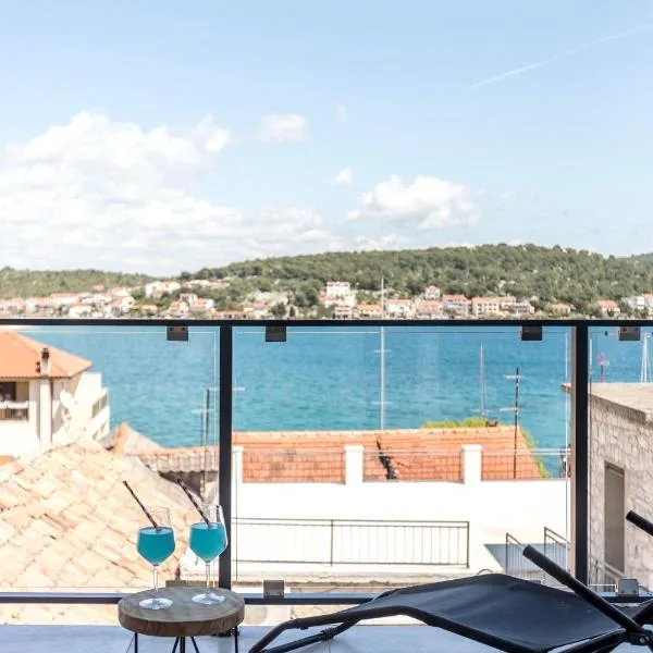 Luxury apartments SKALINADA near beaches, Tisno - Dalmatia, Hotel in Tisno