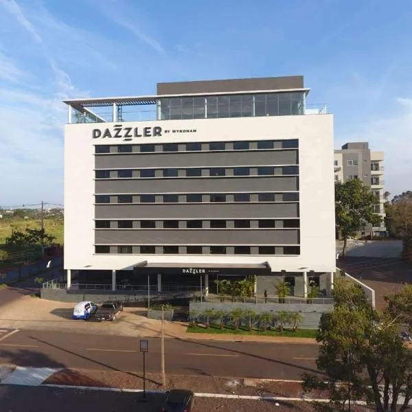 Dazzler by Wyndham Ciudad del Este, hotel di Ciudad del Este