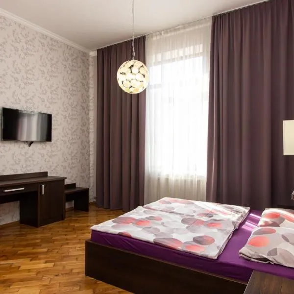 Апартаменти в центрі міста, Hotel in Iwano-Frankiwsk