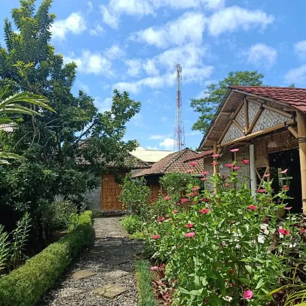 Pondok Bamboo Sendangsari, hotel i Wonosobo