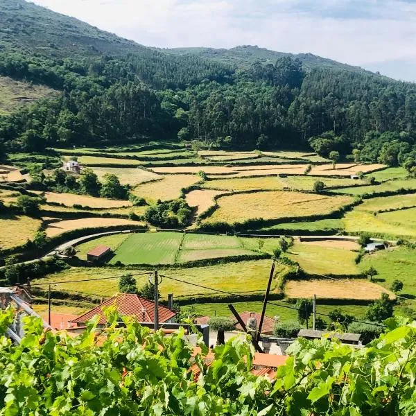 Casa em Aldeia rural - Circuito Aldeias de Portugal، فندق في بونتي دي ليما