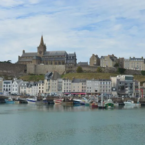 Granville plage normandie mont saint Michel, hotel in Granville