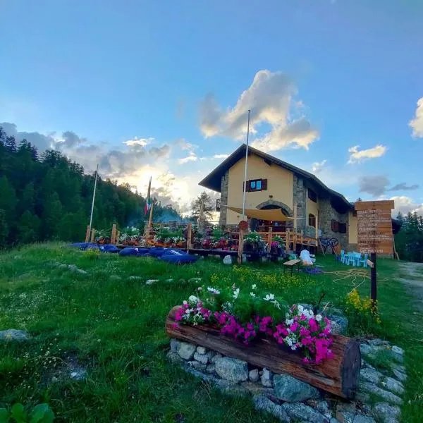 Rifugio Baita Gimont, hotel u gradu 'Sauze di Cesana'