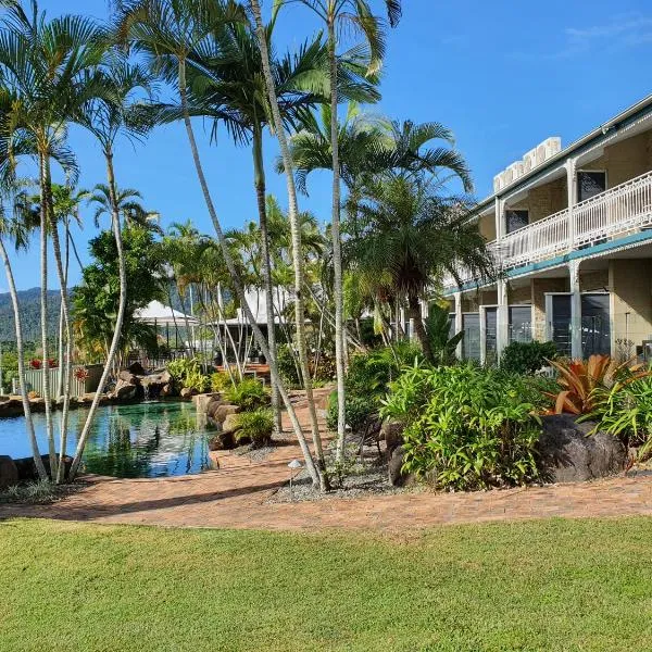 Colonial Palms Motor Inn, hotel em Airlie Beach