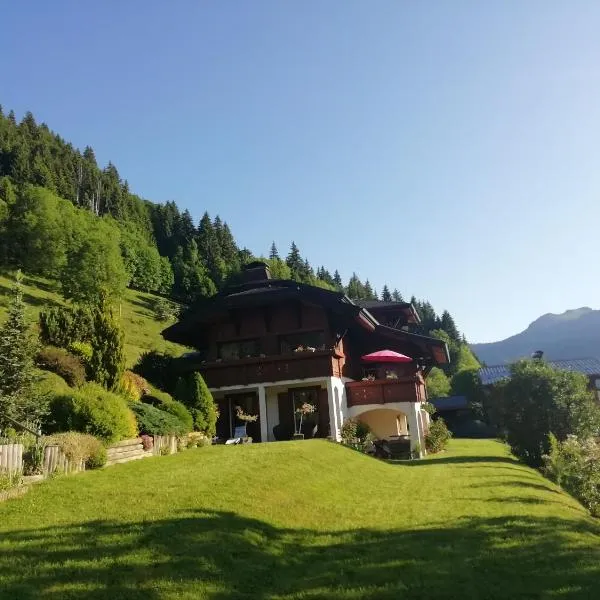 Chambres en chalet petit déjeuner inclus, hotel di Avoriaz