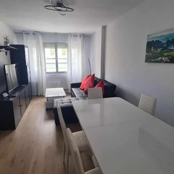 Apartamento la Fortaleza, hotelli kohteessa Comillas