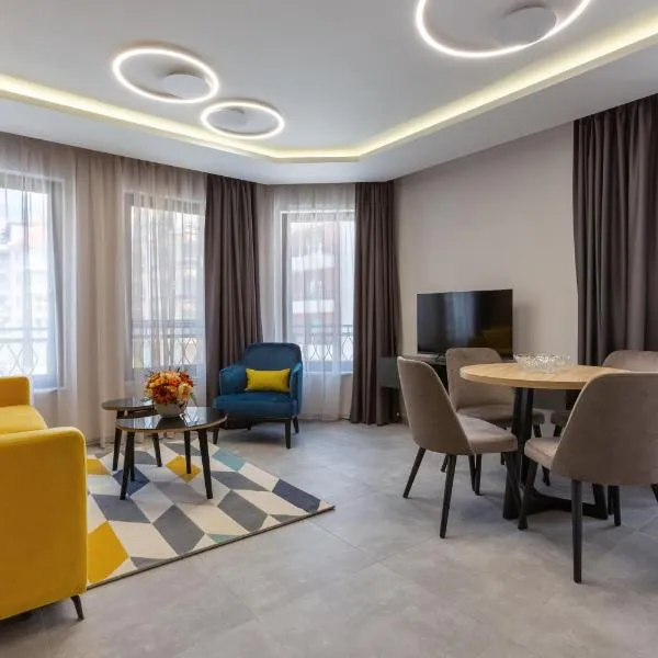 Inter Holiday Apartments: Ahyolu'nda bir otel