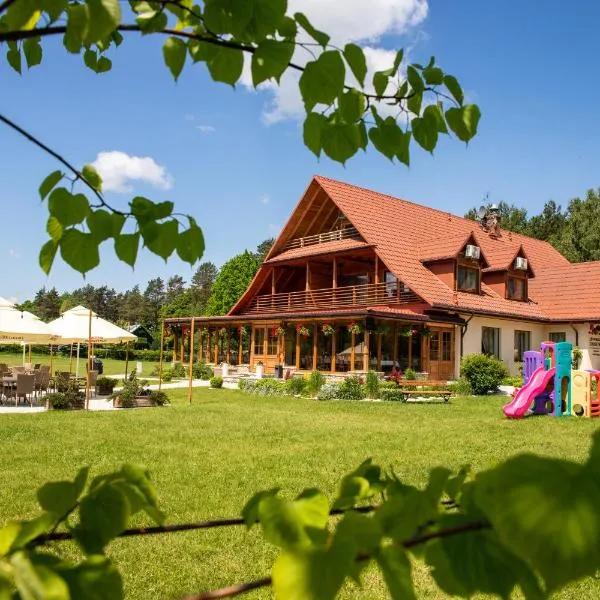 Dworek Dąbrowa, hotel din Tomaszów Lubelski