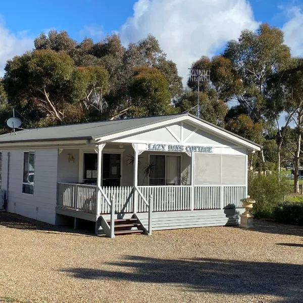 Lazy Days Cottage - Victor Harbor, hotel en Hindmarsh Valley