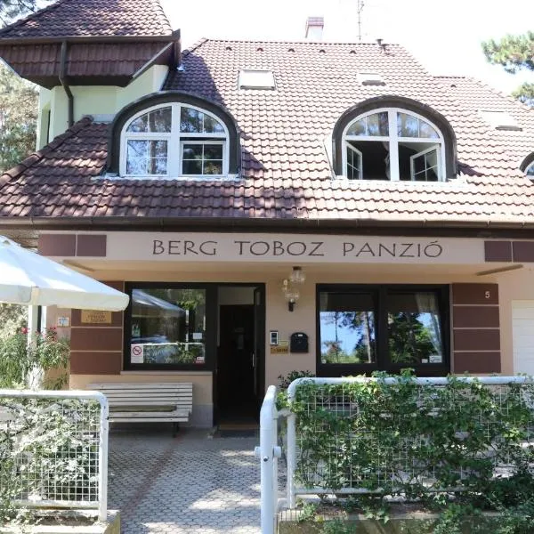 Berg Toboz Panzió, hotel en Orfű