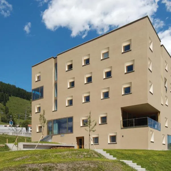 Zernez में, होटल Scuol Youth Hostel