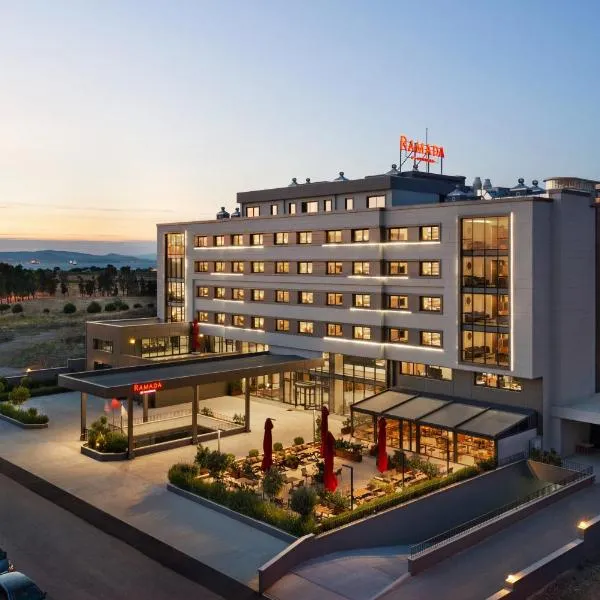 Ramada by Wyndham Izmir Aliaga, hotel u Izmiru