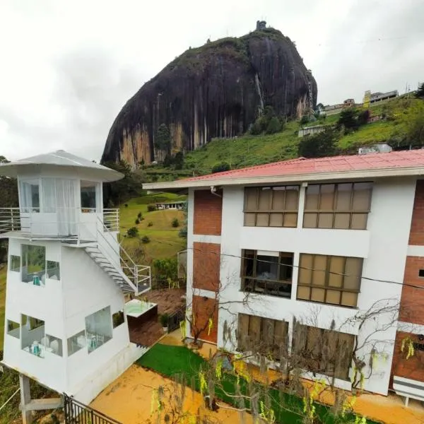 The Rock Guatape, hotel a Guatapé