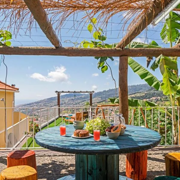 Casa do Cavalo das Florenças by An Island Apart, hotel in Calheta