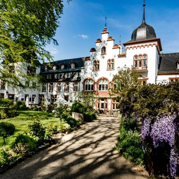 Hotel Kronenschlösschen, hotel di Oestrich-Winkel