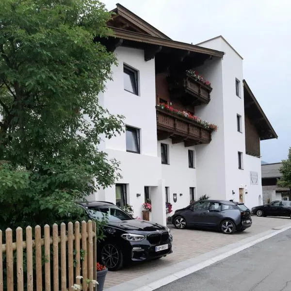 Appartementhaus Hüttenberger, Hotel in Sankt Johann in Tirol