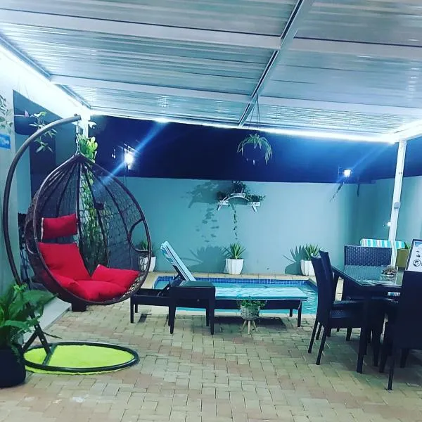 Twenty4ten Guesthouse, hotel di Gaborone