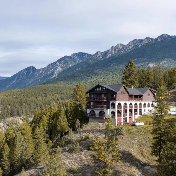 Radium Chalet, hotel i Radium Hot Springs