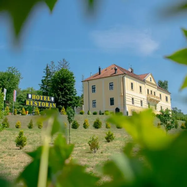 Hotel & Restoran Dvorac Gjalski, hotel a Stubicke Toplice