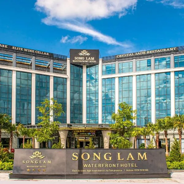 Songlam Waterfront Hotel - 藍江酒店, hotell i Hà Tĩnh