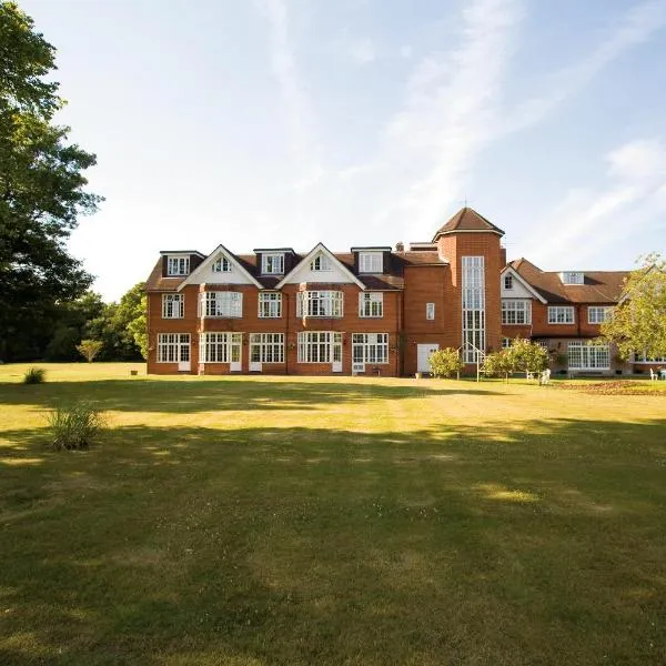 슬라우에 위치한 호텔 Grovefield House Hotel