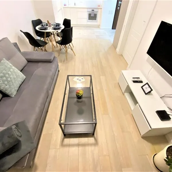 EXCLUSIVE 2BR! Apartment in CENTER +NETFLIX +GYM, hôtel à Varsovie