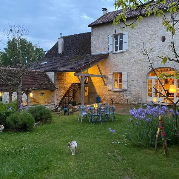 Le prieuré de Sainte Vertu, hotel di Noyers-sur-Serein