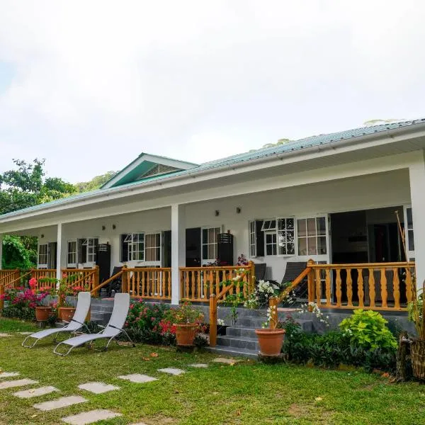 Villa Charette-Self Catering Villas, hotel din La Digue