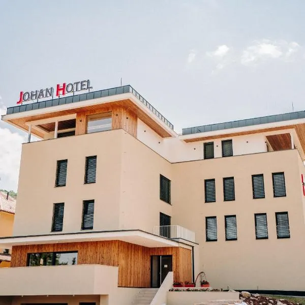 Viesnīca JOHAN HOTEL pilsētā Zlīna