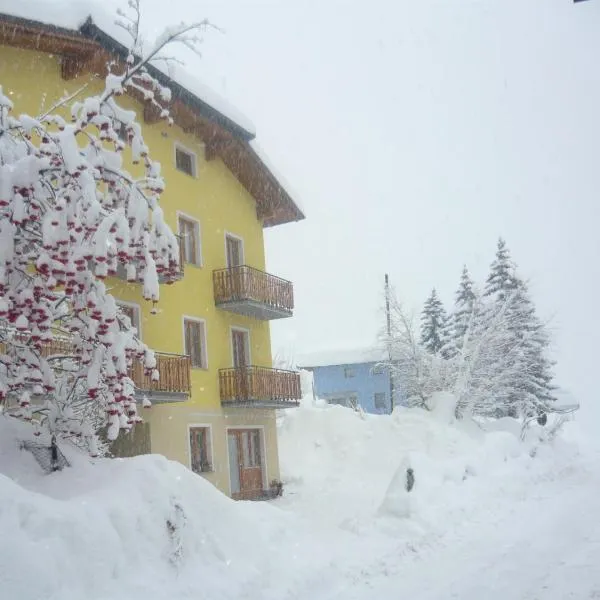 Appartamenti Mosconi Mistica, hotel en Peio Fonti