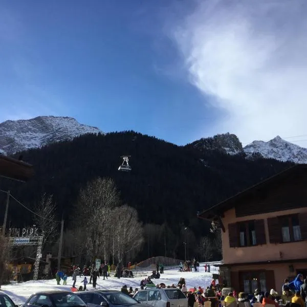 Casa Dolonne - A un passo dallo sci – hotel w mieście Courmayeur