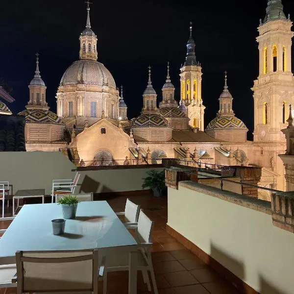 Rooftop Alfonso, hotel em Zaragoza