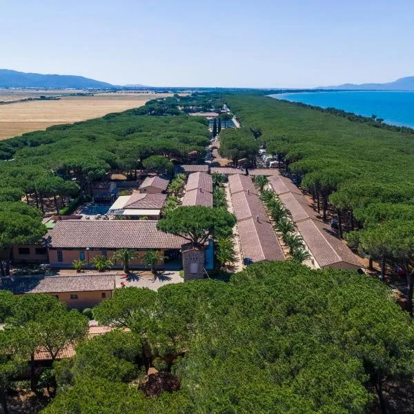 Golfo di Maremma Village, hotel sa Albinia