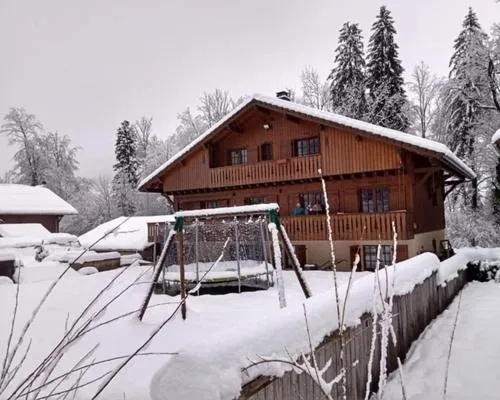 Chalet Esprit, khách sạn ở Samoëns